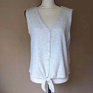 BB Dakota Sleeveless Creamy White Button-Down Tie-Front Top